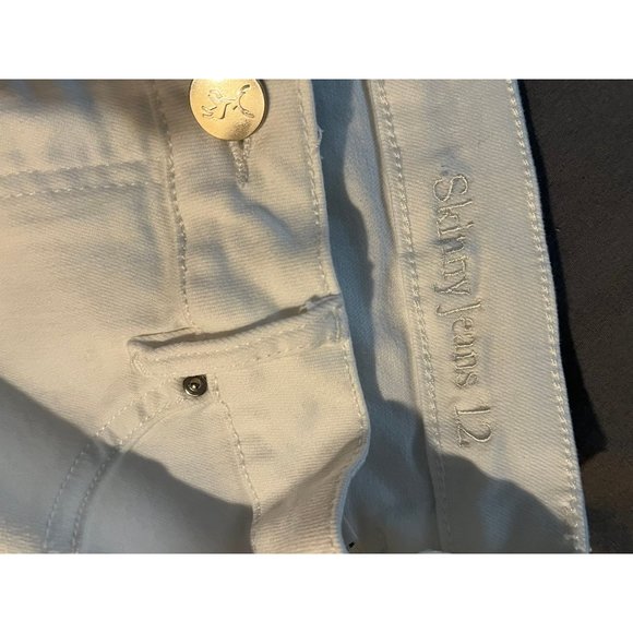 Jeans - Picture 8 of 8